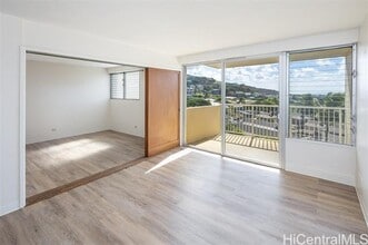 Building Photo - 4970 Kilauea Ave