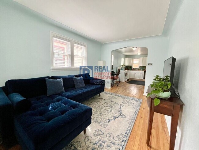 Foto del edificio - 4345 Depew St