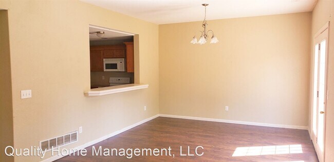 Building Photo - 3 br, 2.5 bath House - 2110 Brooke Bend