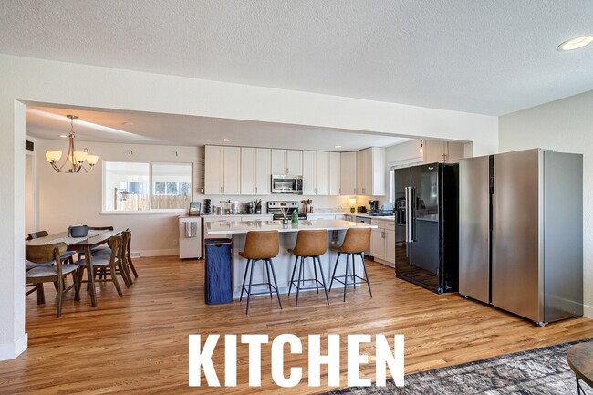 Building Photo - 10490 W Dakota Ave