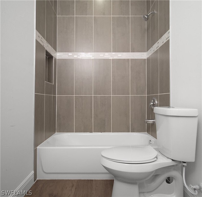 Foto del edificio - 6203 Forest Ct