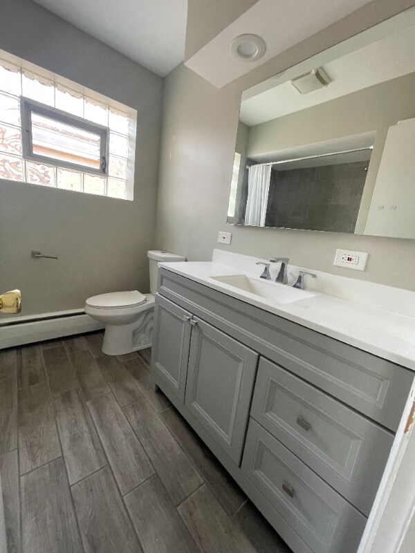 Foto del edificio - 6241 W Montrose Ave