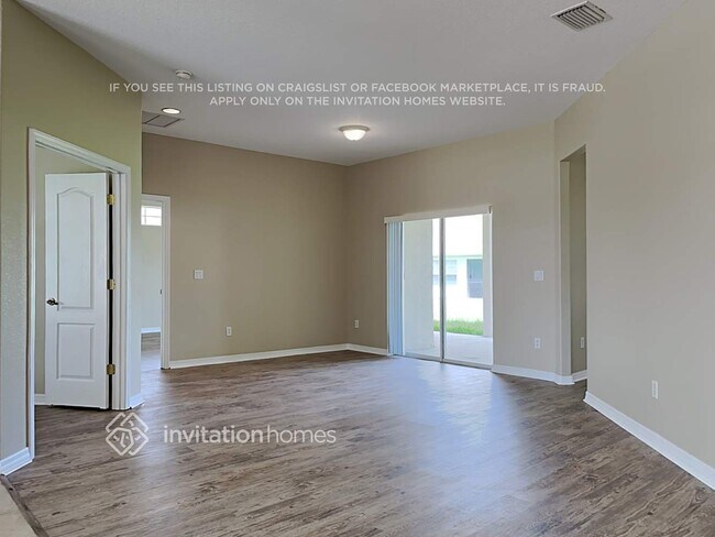 Foto del edificio - 1231 Running Oak Ln