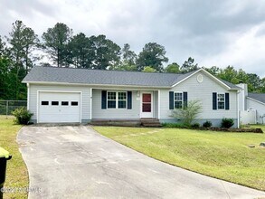 Building Photo - 110 Littleleaf Ct