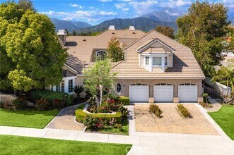 Building Photo - 779 Coral Tree Way