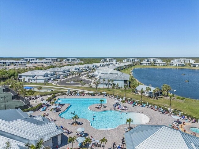 Foto del edificio - 14061 Heritage Landing Blvd
