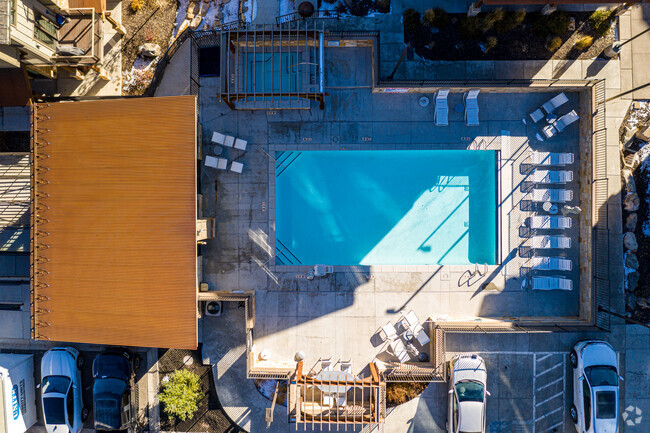 Área de piscina - Blackstone