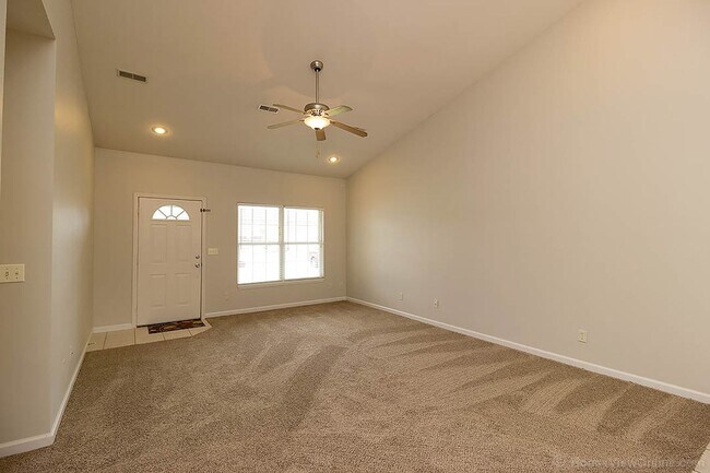 Building Photo - Duplex in Cape Girardeau
