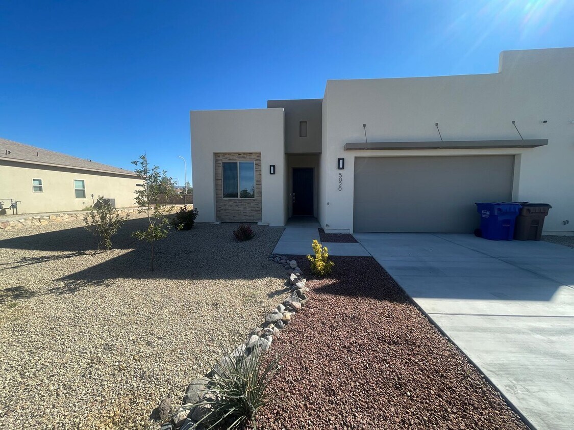5020 Kenner Way Unit B (5020), Las Cruces, NM 88012 Room for Rent in