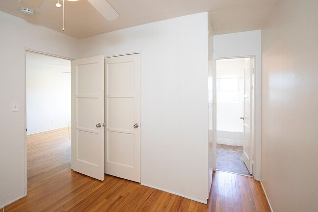 Building Photo - *OPEN HOUSE: 8/2 10-11AM* Vintage Charm in...