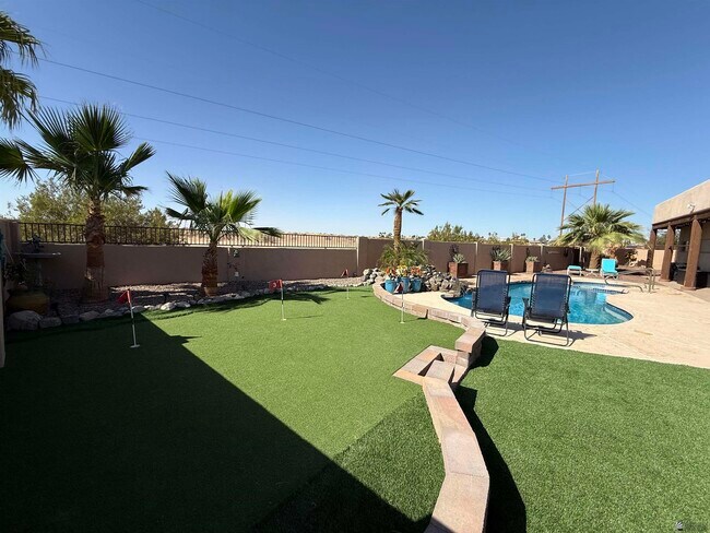 Foto del edificio - 12665 E Daybreak Pl