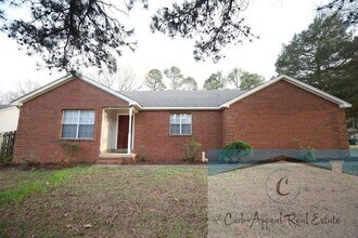 Building Photo - 1402 Smoot Dr