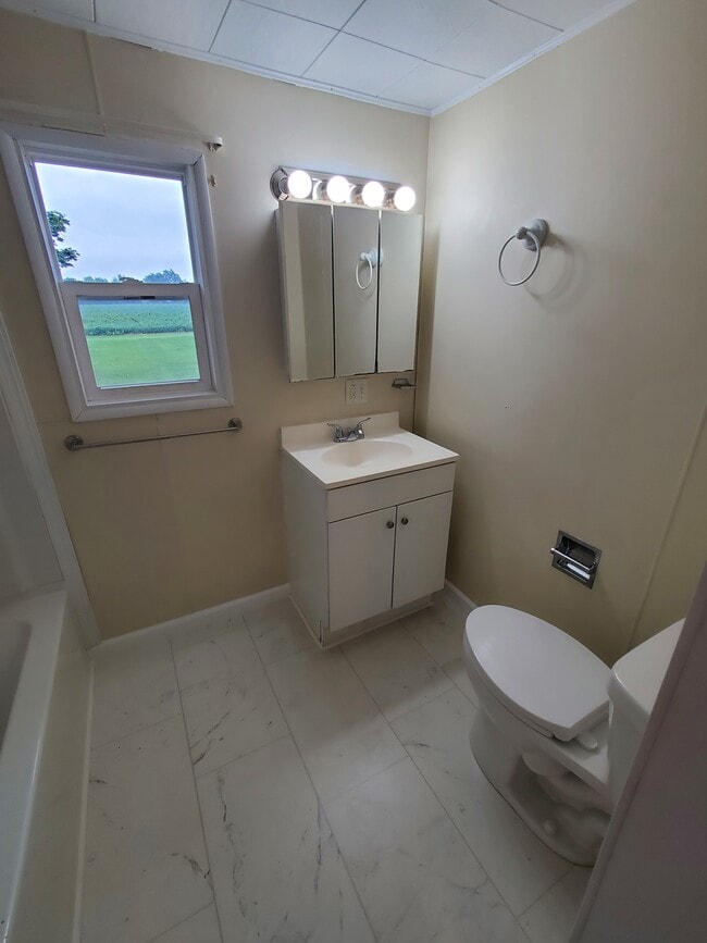 Foto del edificio - 8018 Stacey Rd