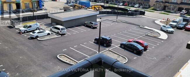 Photo du bâtiment - 450 Dundas St E