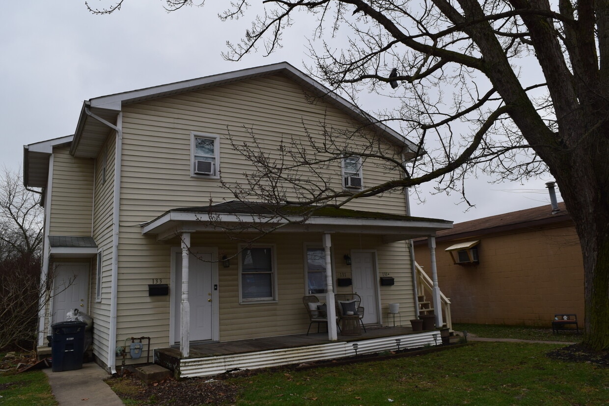 Primary Photo - 133 Whiley Ave
