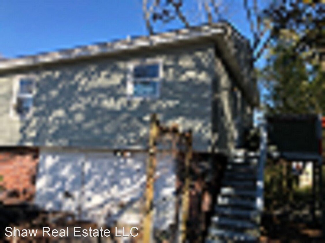 Primary Photo - 2 br, 1 bath House - 332 Kenwood Ave.