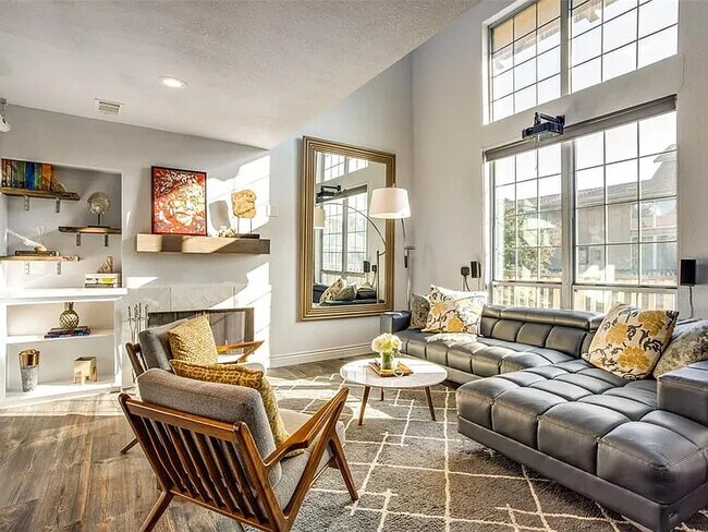 Foto del edificio - 2949 Shelby Ave