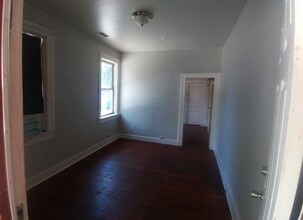 Building Photo - 2347 Madison Ave