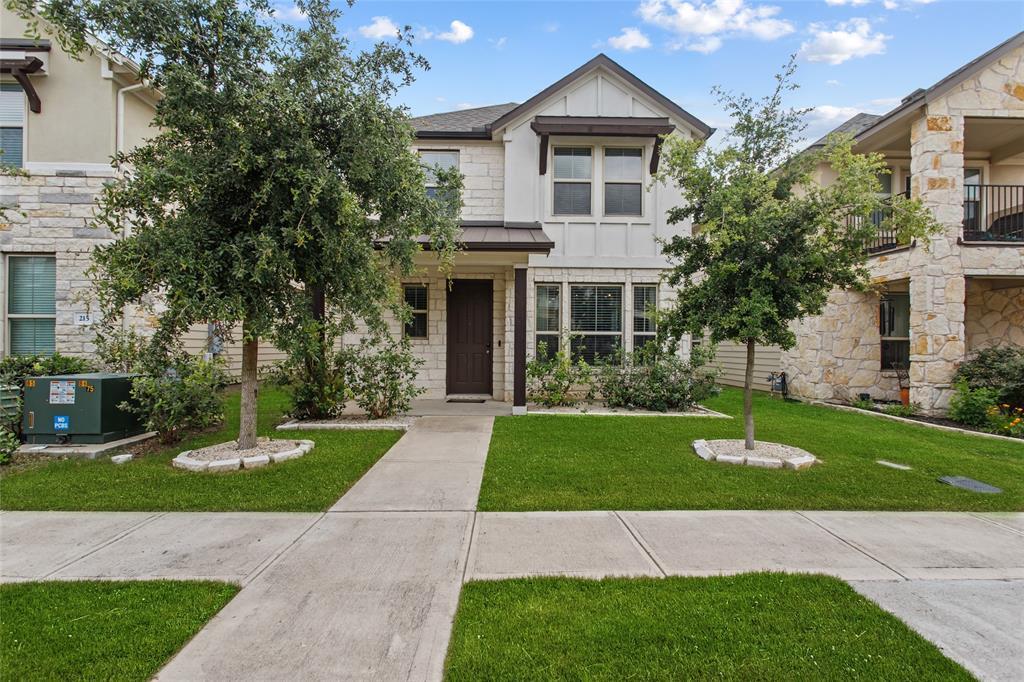 Foto principal - 221 Diamond Point Dr