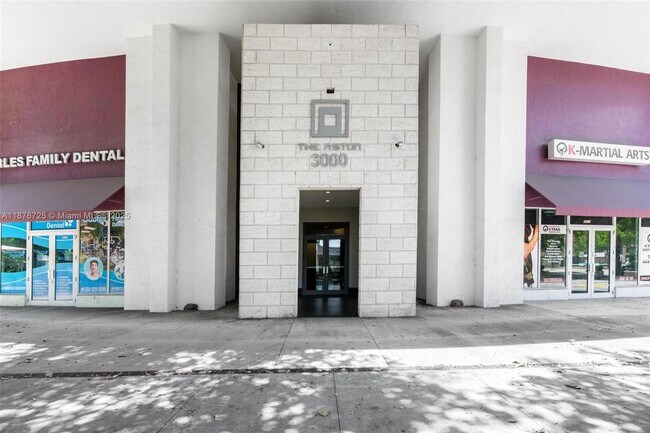 Foto del edificio - 3000 Coral Wy