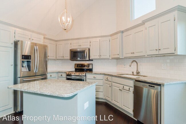 Building Photo - 4 br, 3 bath House - 8308 NE 109th Place