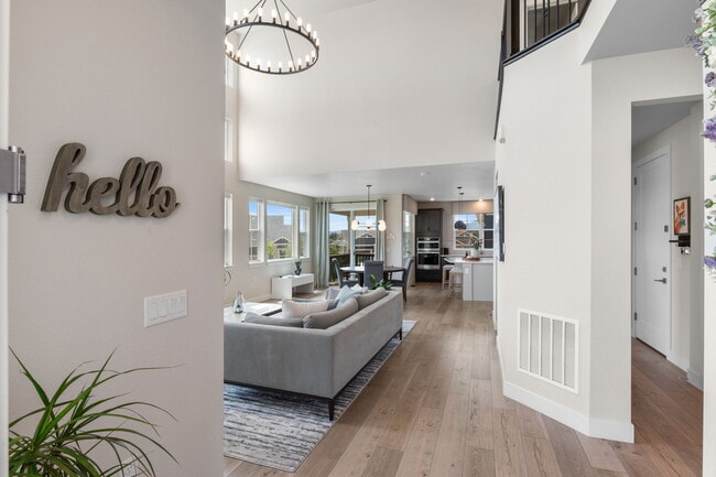 Building Photo - 6625 S Lee St