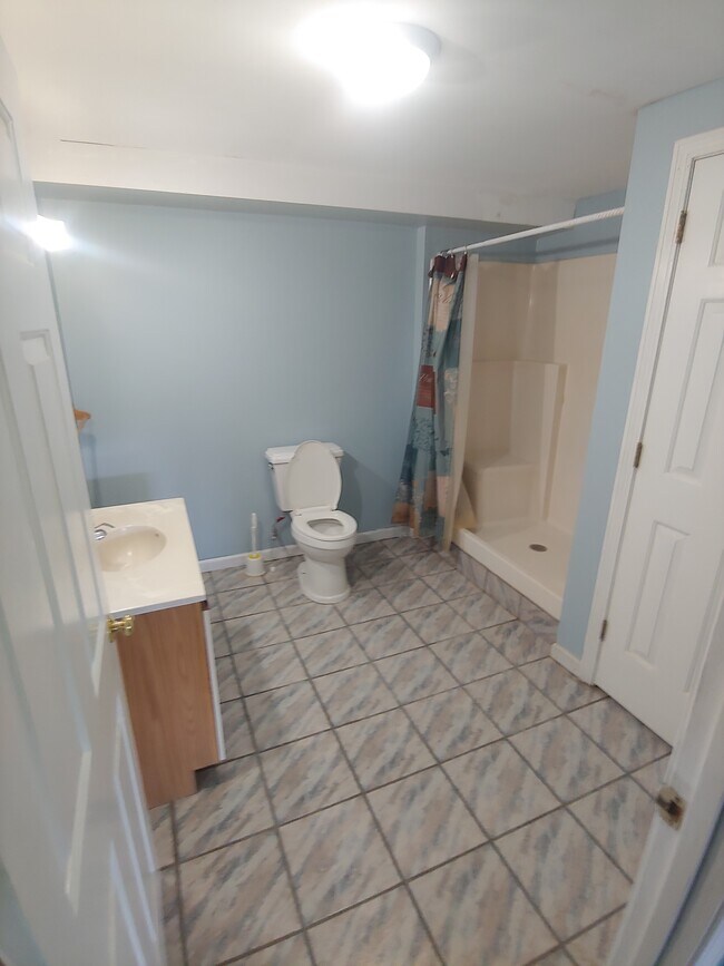 Building Photo - 65 Harms Way