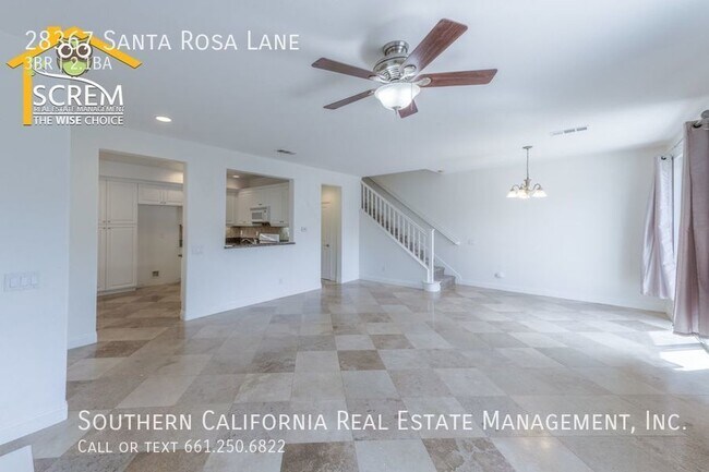 Building Photo - Three Bedroom Townhome in Saugus