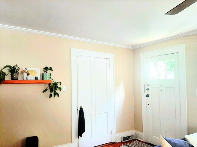 Building Photo - Charming 2 Bedroom, 1 Bathroom Home in Dur...
