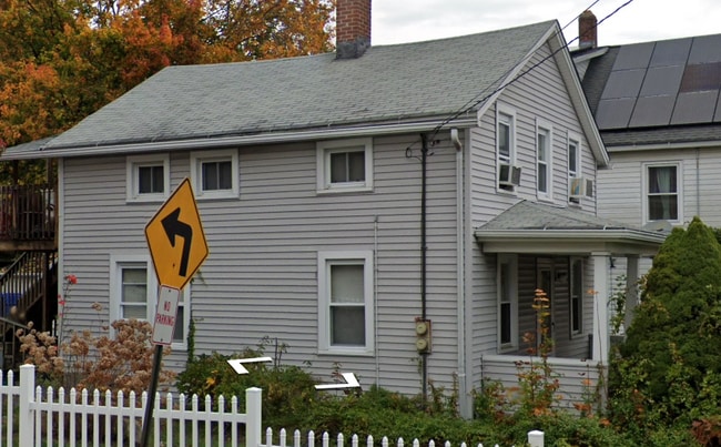 Building Photo - Litchfield