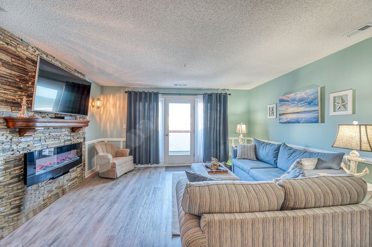 Foto principal - FURNISHED OFF-SEASON MONTHLY RENTAL-STARTI...