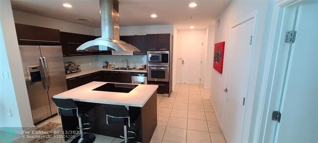 Foto del edificio - 7928 East Dr