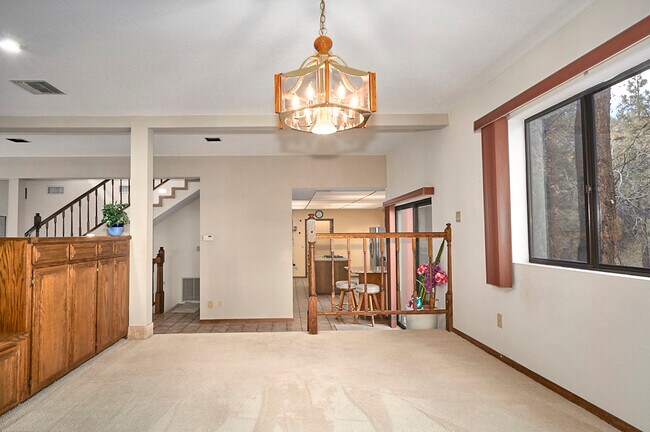 Foto del edificio - 23109 Cardinal Rd