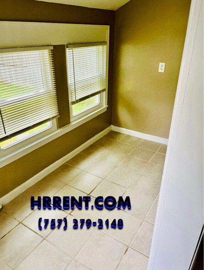 Foto del edificio - Coming Soon....Lovely 3 Bedroom 1 Bath Single Family Home located in the North King Street area o...