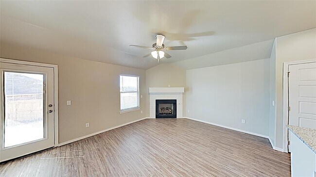 Building Photo - 17657 Hyde Parke Dr