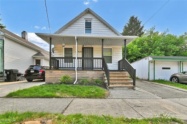 Foto del edificio - 3620 E 63rd St