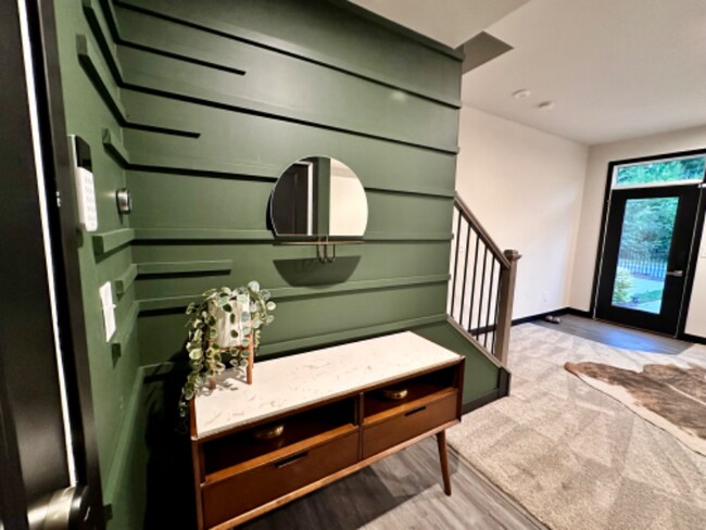 Foto del edificio - 673 Uwharrie River Rd