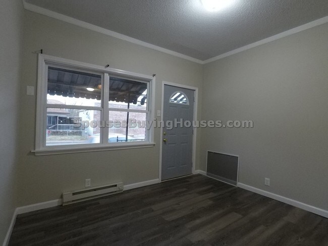 Foto del edificio - 2545 S Meridian St