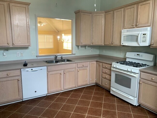 Building Photo - 107 Saratoga Pl