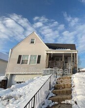 Building Photo - 233 Niagara Ave