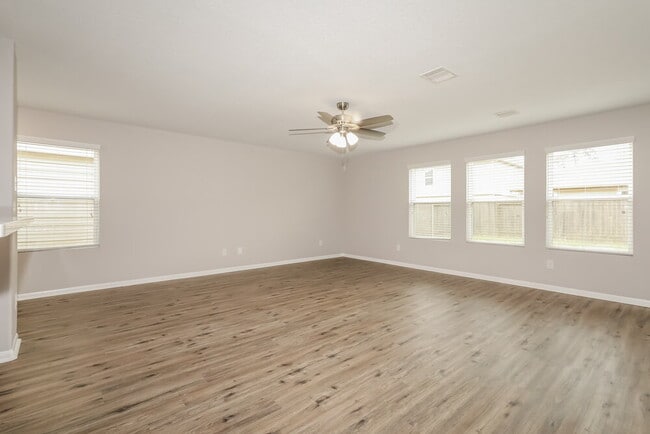 Building Photo - 9943 Chimney Swift Ln