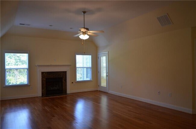 Building Photo - 2392 Chimney Cottage Cir NE
