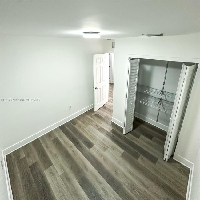 Foto del edificio - 85 W 33rd St