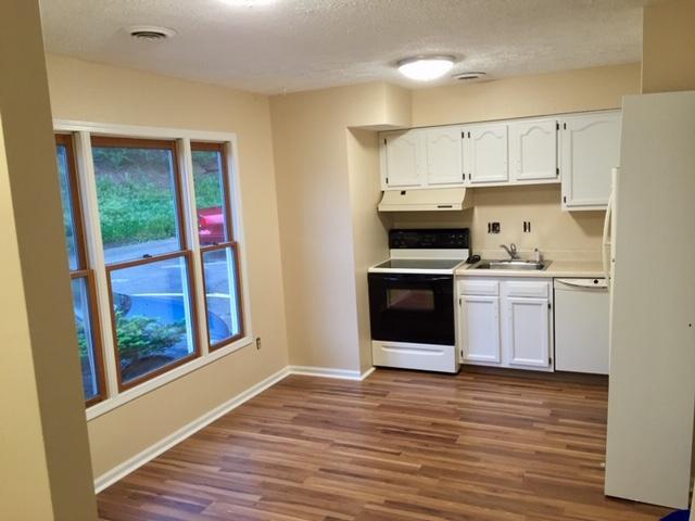 Building Photo - 622 Junction St