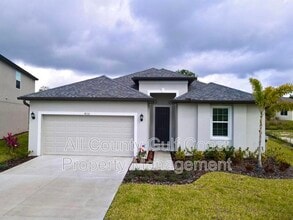 Building Photo - 8132 Tea Olive Ter