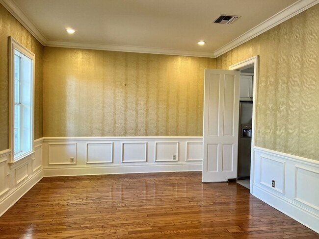 Foto del edificio - Beautiful Townhouse on St Charles