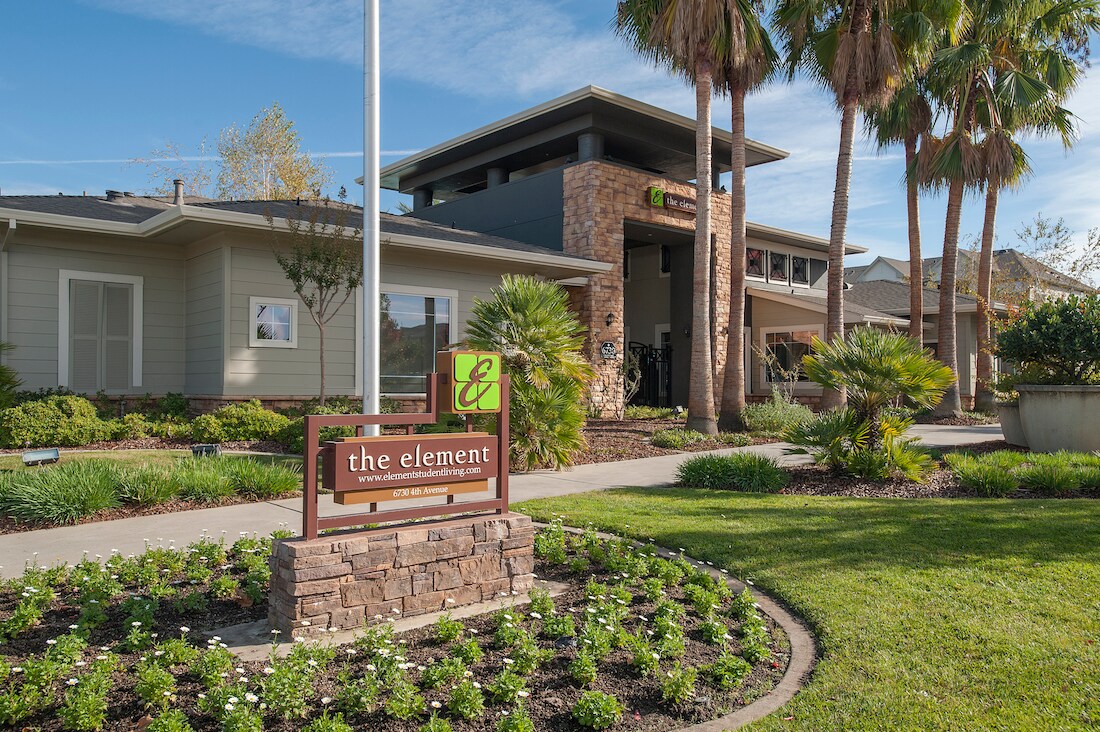 Foto principal - 6730 4th Ave