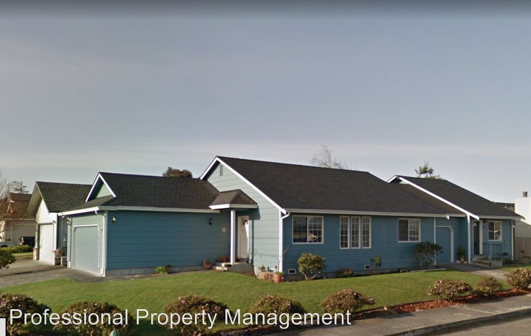 Primary Photo - 2130 Quaker St