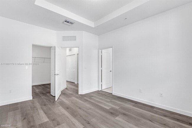 Building Photo - 3 br, 2.5 bath House - 260 SW 159th Ter