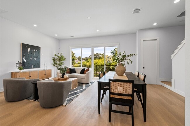 Building Photo - 7225 Tierwester St